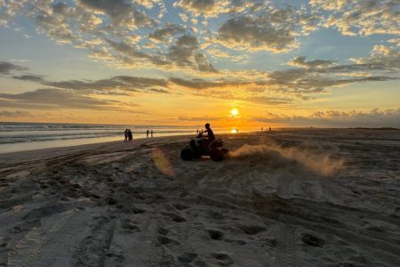 Giro in quad sulla spiaggia di Salalah